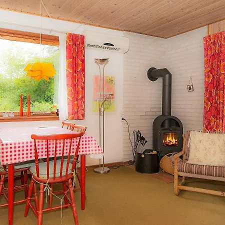 בית נופש Two-bedroom Holiday In 11